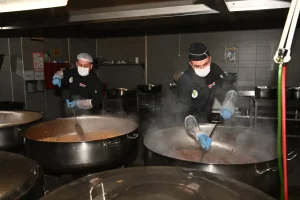 Başkentte iftar sofraları sokaklara taşınıyor