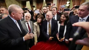 DEM Parti'den 'mutlak butlan' çıkışı: 'Karar adeta süreci gölgelemeye dönük...'