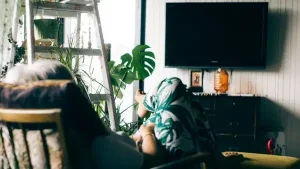 YouTube'da yapay zeka ile hazırlanan içerikler daha belirgin işaretlenecek