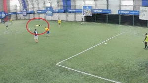 Ölüm halı sahada futbol oynarken yakaladı