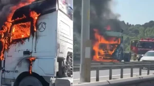 İstanbul Eyüpsultan'da TIR yangını: Kullanılamaz hale geldi