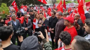 ABD Büyükelçiliği önünde 'Tom Barrack' protestosu