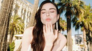 Özge Gürel'in Cannes çıkarması