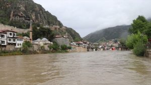 AFAD'dan sel ve taşkın uyarısı