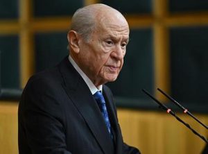 Son dakika... MHP lideri Bahçeli'den gençlere 'Terörsüz Türkiye' çağrısı: Üzerinize düşen yük her zamankinden büyük