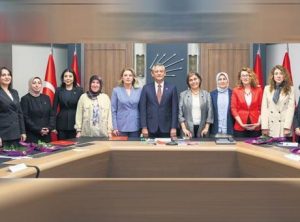 Gençleri siyasete davet etti