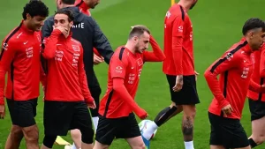 Kerem Aktürkoğlu, milli takım antrenmanında sakatlandı
