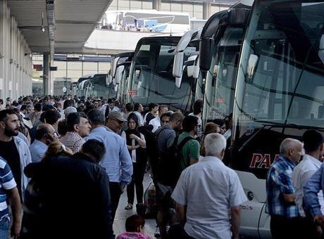 Bayram yollarında gizli yolcu! 44 bin polis sahada: Her hareket anbean izleniyor