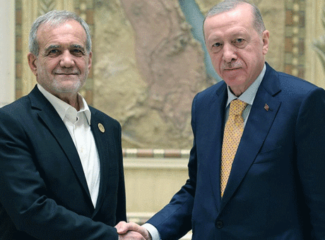 Cumhurbaşkanı Erdoğan, İran Cumhurbaşkanı Pezeşkiyan ile görüştü