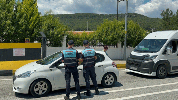 Kurban Bayramı tatili için Marmaris ve Datça'ya toplam 40 bin araç girişi oldu