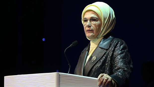 Emine Erdoğan'dan İstanbul'un Fethi'nin yıl dönümü mesajı