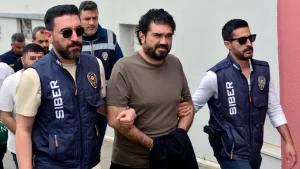 Rasim Ozan Kütahyalı'nın tutuklandığı soruşturmada yeni ayrıntılar: Kuryeler, aklanan paraları '5 liralık banknotla' teslim almış