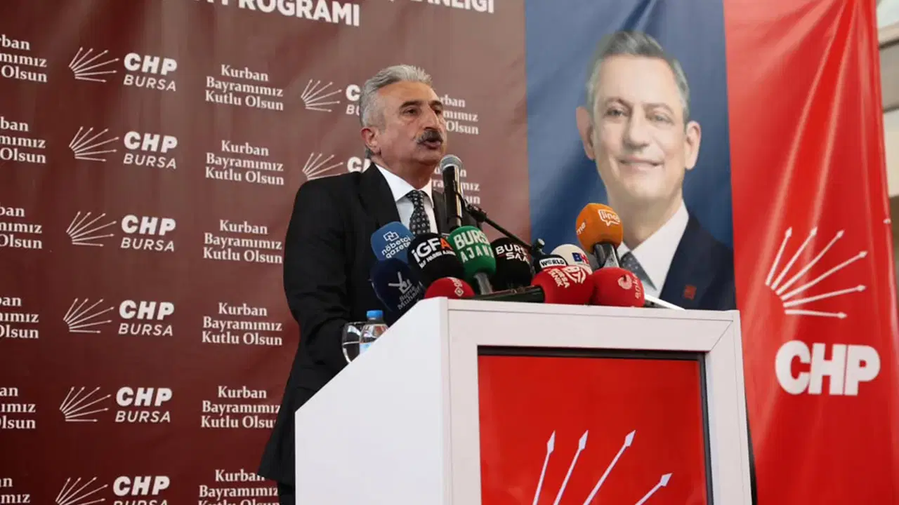 CHP Bursa İl Başkanı Nihat Yeşiltaş: AKP'nin yanında duranlar ahlaktan söz edemez