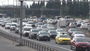 Kurban Bayramı tatilinin başlamasıyla trafik yoğunluğu oluştu