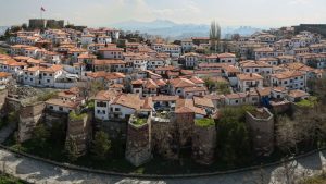 Ankara Büyükşehir Belediyesi, Ankara Kalesi’ni Daha Aydınlık ve Ulaşılabilir Hale Getirdi