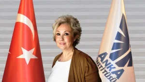 Hablemitoğlu siyasetçi yaşının ilerlediğine dikkat çekti: Yönetilenlerin nabzı, yönetenlerin yaşı 90!
