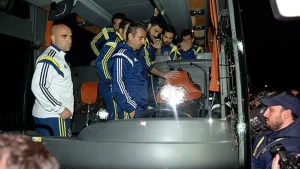 Son dakika... Akın Gürlek duyurdu: Fenerbahçe kafilesine yönelik 4 Nisan saldırısı dosyası yeniden incelemeye alındı