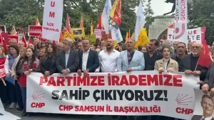 Samsun'da 'Atatürk'ün eserine sahip çıkıyoruz' eylemi: 'CHP Genel Merkezi'ne darbe yapıldı'