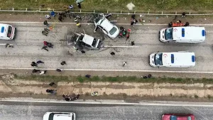 Yer Kırıkkale... Trafik kazası bir aileyi yok etti: 1'i çocuk 3 ölü, 6 yaralı var!