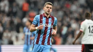 Maliyeti belli oldu: Trabzonspor, Ernest Muçi transferini resmen duyurdu!