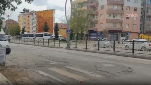 Elazığ Sanayi Mahallesi sakinleri: 'AK Partili olarak Elazığ Belediyesi'ne oy verdiğimiz için çok pişmanız'