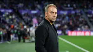 Barcelona, Hansi Flick'in sözleşmesi uzattı