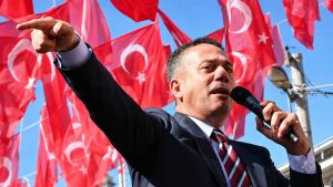 Ali Mahir Başarır, Cumhuriyet'e konuştu: "Sokaklar caddeler, milyonlarca ev artık bundan sonra bizim parti binamız'