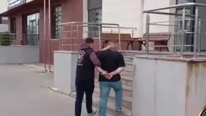 İzmir’de şafak operasyonu: Aranan 157 kişi yakalandı!