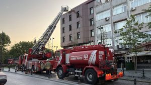 Fatih'te otel yangını: 1 kişi hayatını kaybetti
