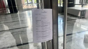 'Mutlak butlan' kararını CHP Genel Merkezi'ne astılar