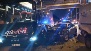 İstanbul’da alkollü sürücü kazası: D-100’de trafik kilitlendi