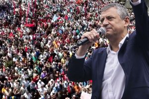 Özel'den Kılıçdaroğlu'na "seçim" teklifi: Kazananın elini öpeceğim