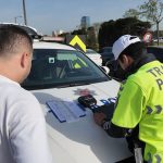 Kadıköy’de sıkı denetim: Kaldırımı kullanan motosikletlilere işlem yapıldı