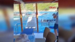 Marmaris'te tur teknesi battı
