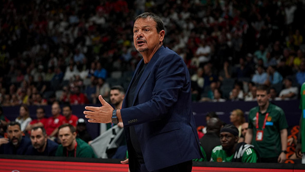 Ergin Ataman: ‘EuroLeague’de sezonu başarısızlıkla tamamladık!’