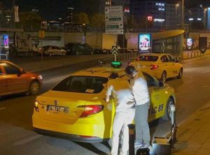 Şişli'de bir taksici uğradığı saldırı sonucu ağır yaralandı