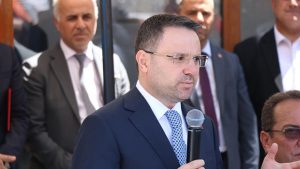 Bakan Gürlek'ten hemşehrilerine çifte müjde | 'Murat Kurum bakanımızla görüştüm' diyerek duyurdu