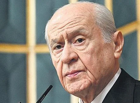 MHP lideri Devlet Bahçeli’den çağrı: Özgür Özel, ateşe körükle gitmemeli