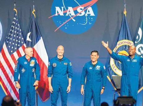 ‘NASA, Dünya’da kadın yok mu?’