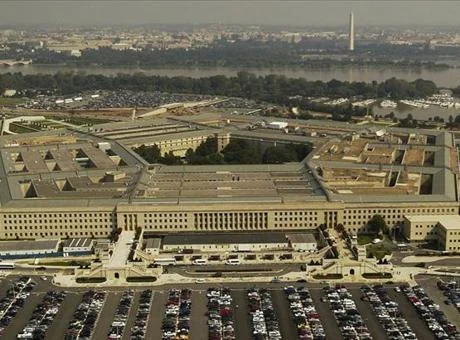 Pentagon’da kimyasal madde alarmı! Çok sayıda kat ve koridor tahliye edildi