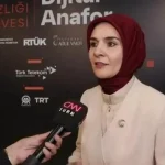 Çocuklar günde 8 saat ekranda! Bakan Göktaş: 'Özgürlük sandığımız şey şirketlerin kontrolünde'