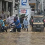 Pakistan’da can pazarı! Şiddetli yağışlar sonrası 7 ölü, 33 yaralı