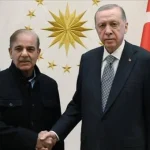 Pakistan Başbakanı, 'liderliği' için Cumhurbaşkanı Erdoğan'a teşekkür etti