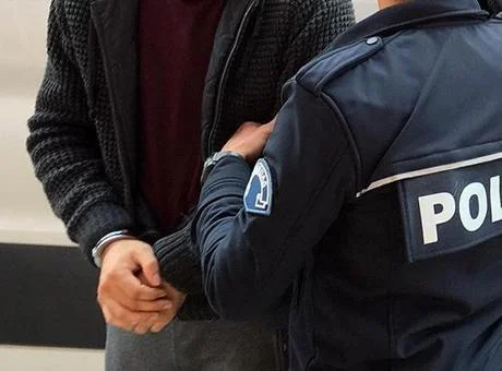 Afyonkarahisar'da belediye başkanına tehdit ve hakarette bulunan şüpheli gözaltına alındı