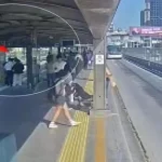 Beylikdüzü'nde metrobüste 'yan baktın' cinayeti! Yeni görüntüler ortaya çıktı
