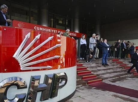 Son dakika… Delegelerin 'Kurultay' imzaları CHP'de! 839 imza toplandı