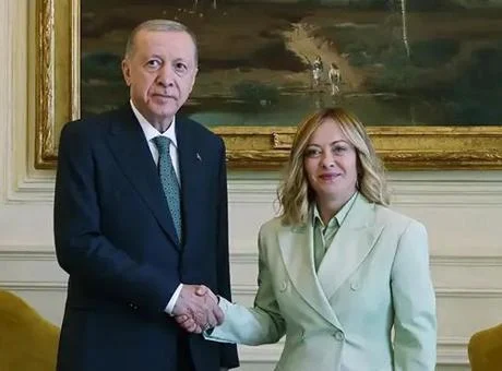 Cumhurbaşkanı Erdoğan'ın 'sigarayı bırak' çağrısına Meloni de katıldı! Yeşilay'dan 'Aramıza hoş geldin' paylaşımı