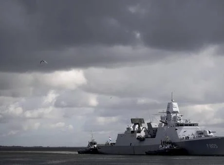 Hürmüz Boğazı’ndaki mayın temizleme fırkateyn gönderildi! Hollanda’da kritik adım