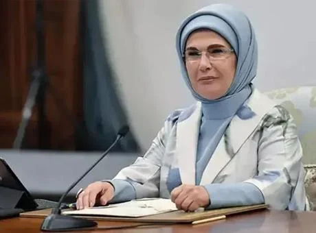 Emine Erdoğan YKS’ye girecek öğrencilere başarılar diledi