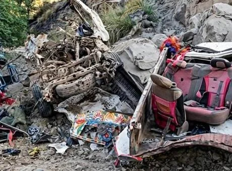 Pakistan’da bombalı saldırı! Can kaybı ve yaralılar var: ‘İki patlama gerçekleşti’